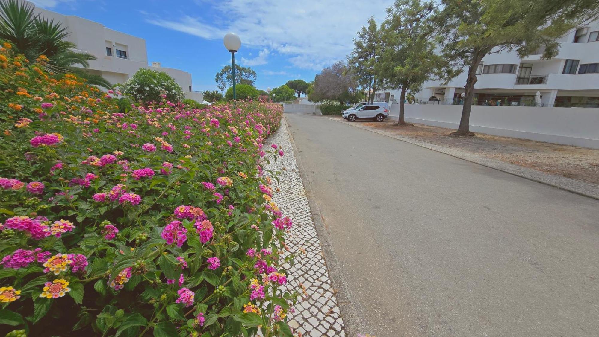 Praia Eulália with pool&5 minutes from the beach Albufeira Exterior foto