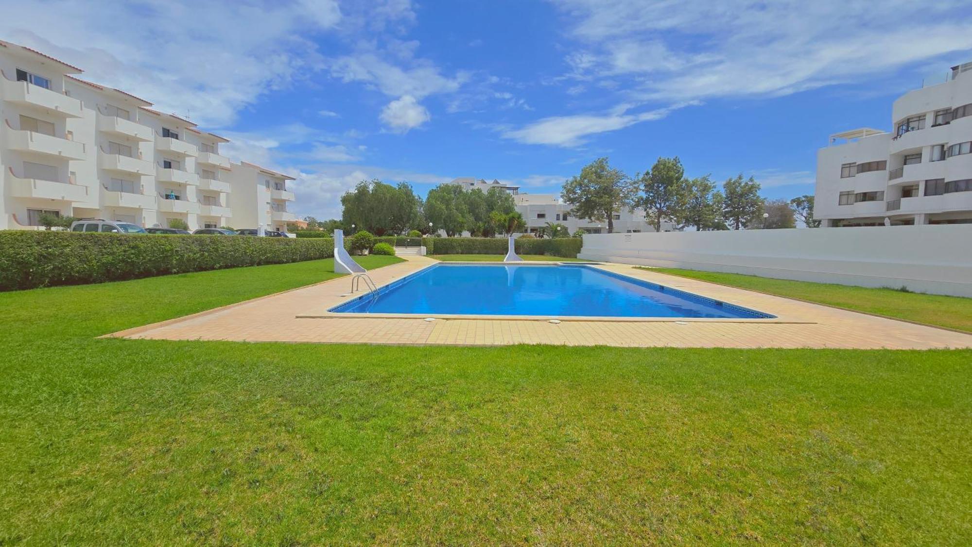 Praia Eulália with pool&5 minutes from the beach Albufeira Exterior foto