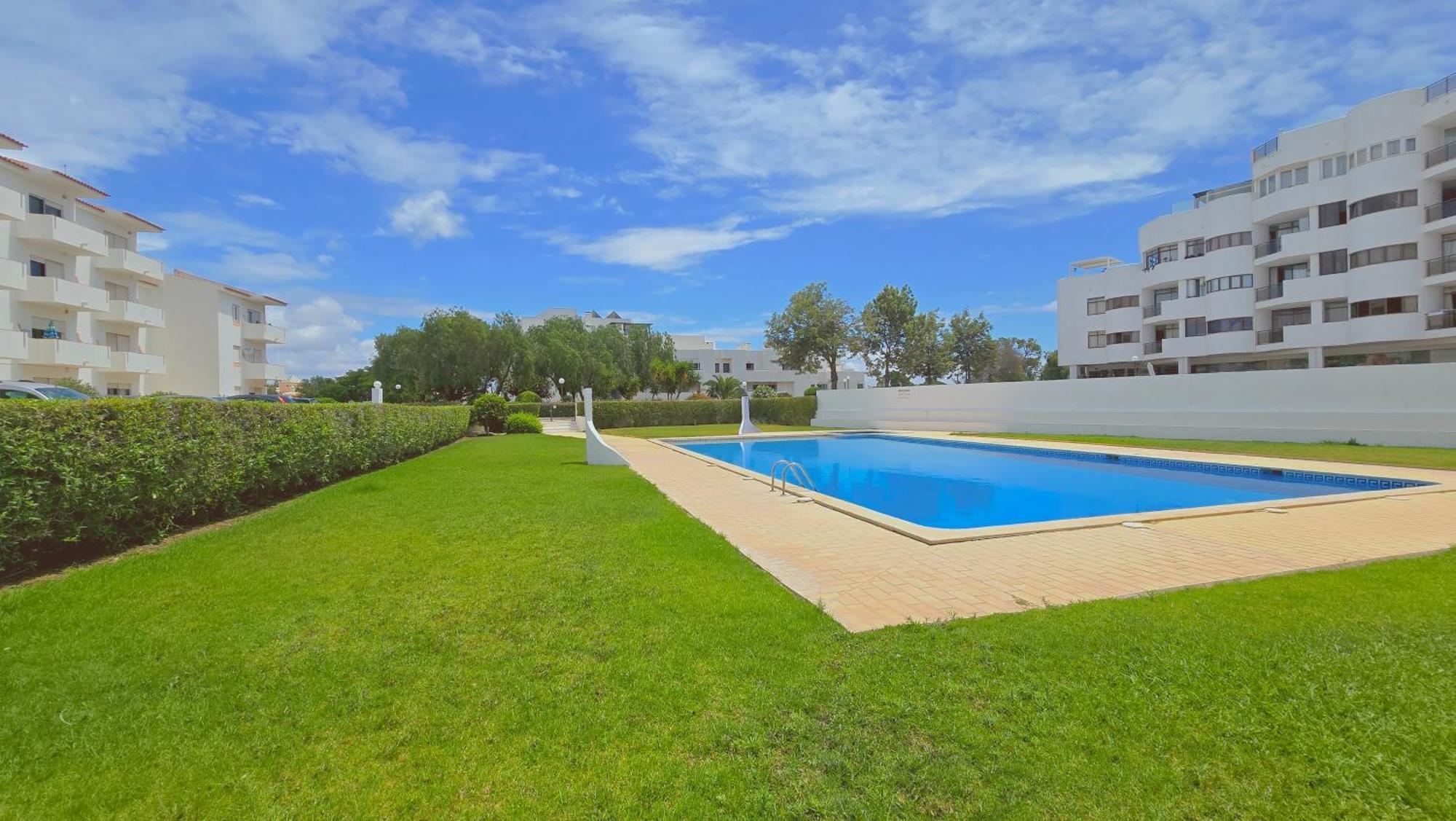 Praia Eulália with pool&5 minutes from the beach Albufeira Exterior foto